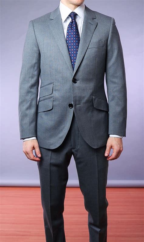 Why Custom Suits Are A Great Choice For Men