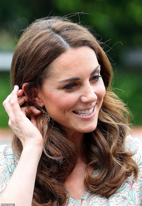 Middleton and her fellow royals have been embroiled in tension and drama following prince harry and. Kate Middleton Sexy at Seminar On Photography in London ...