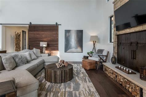 We've traveled the world (and our own backyard) to fill the urbanspace interiors downtown austin showroom with the best contemporary design and modern furniture. Modern Rustic Interior Design: 7 Best Tips To Create Your ...