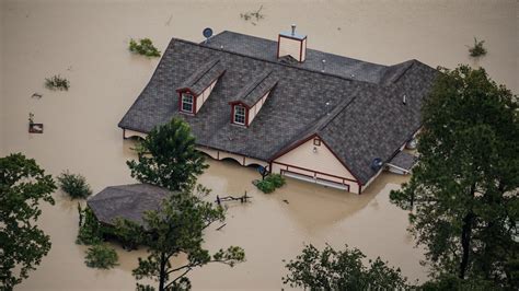 Any home that has a one percent chance of flooding in any given year is placed in a flood zone. Here's What Will Happen When Your House Floods | HuffPost