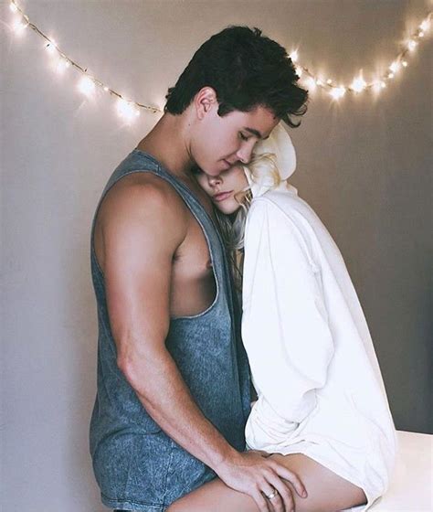 Michael Ronda Y Valentina Zenere Relationship Goals Pictures Cute Relationships Cute Couples
