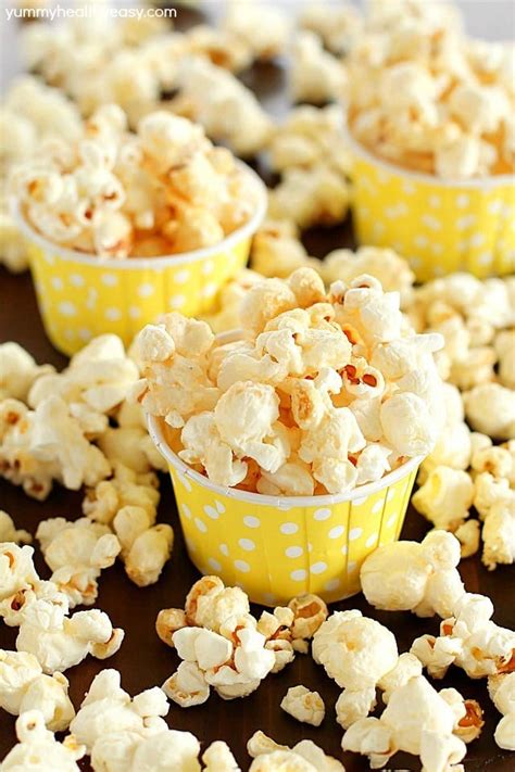 Kettle corn has become a new favorite afternoon treat. Easy Homemade Kettle Corn + More Popcorn Recipes! - Yummy Healthy Easy
