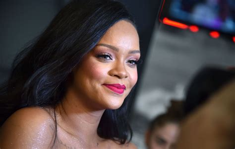 Rihanna Makes History As She Announces New High Fashion Fenty Line