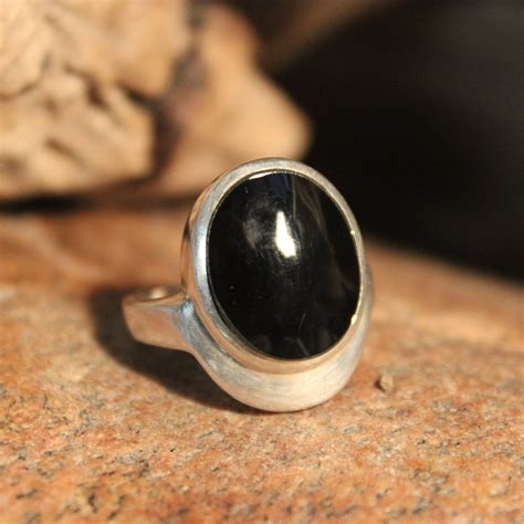 Vintage Sterling Silver Black Onyx Ring 48 Grams Size 7 Silver Onyx