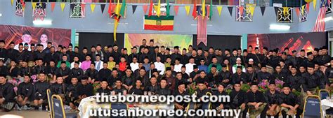 Karangan ini ditulis sebagai kerja rumah yang diberikan oleh guru saya sepanjang bergelar seorang murid sekolah menengah (tingkatan 4 dan tingkatan 5). PEKIDA terus pupuk ukhuwah Islamiah, perpaduan pelbagai ...