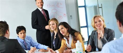 Von zu hause aus arbeiten.sich die zeit frei einteilen. Nebenjob mit freie Zeiteinteilung für Nebenverdienst zu ...