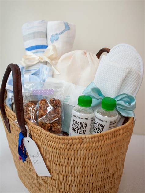 New born gifting ideas : How to Make a Hospital Kit Baby Shower Gift | DIY