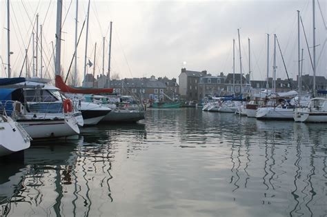Toute l'actualité en direct, soyez informé des événements, des sorties, de l'agenda, des loisirs et des sports tout au long de la journée. Paimpol : les cales, le port et les plages sont ouverts ...