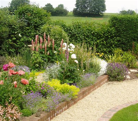 Stunning Country Cottage Gardens Ideas 29 Decorelated