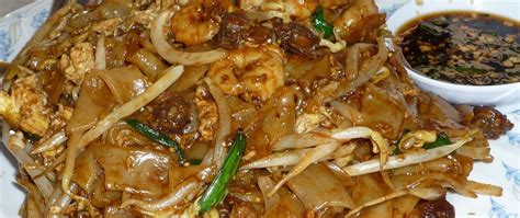 Selalu disediakan untuk hidangan sarapan pagi. Resipi Kuey Teow Goreng Kerang | EncikShino.com