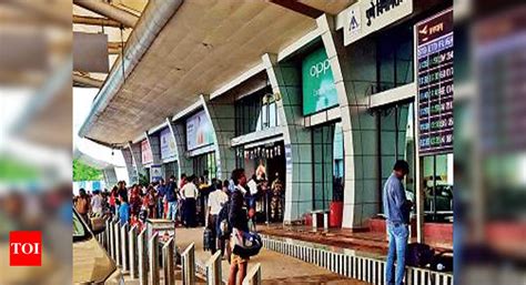 pune airport airport s amenities fail to live up to passenger traffic