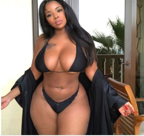 Elaborbiz Check Out The Thick Model Who Is Driving People Crazy With Her Massive Curves Photos