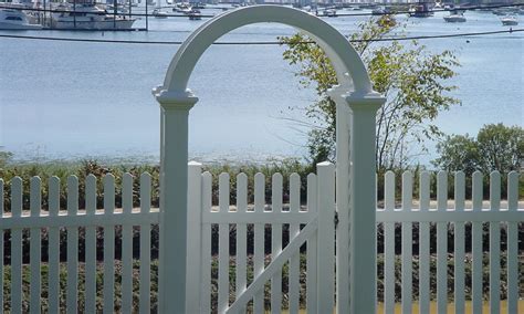 See the top reviewed local fencing & gate contractors on houzz. Fence Companies Near Me - Checklist, Cost & Free Quotes in ...