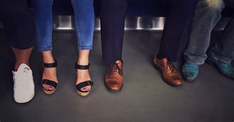 Madrid Would Like Men To Stop Manspreading On Public Transportation Huffpost