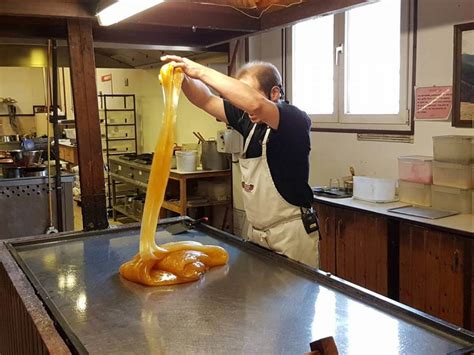 Fabrication De Bonbons Dans Les Vosges La Confiserie Bressaude