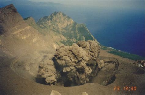 島空港 茨城空港 新潟空港 小松空港 富山空港 富士山静岡空港 岡山空港 広島空港 米子空港 高松空港 松山空港 北九州空港 長崎空港 熊本空港 大分空港. 諏訪之瀬島 - Osfb Am5t U6m - 鹿児島県十島村の諏訪之瀬島では、25 ...