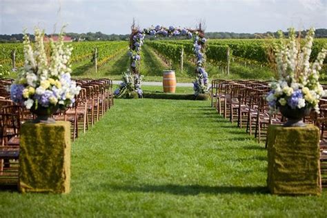 100 Beautiful Outdoor Spaces For The Wedding Ceremony Of Your Dreams