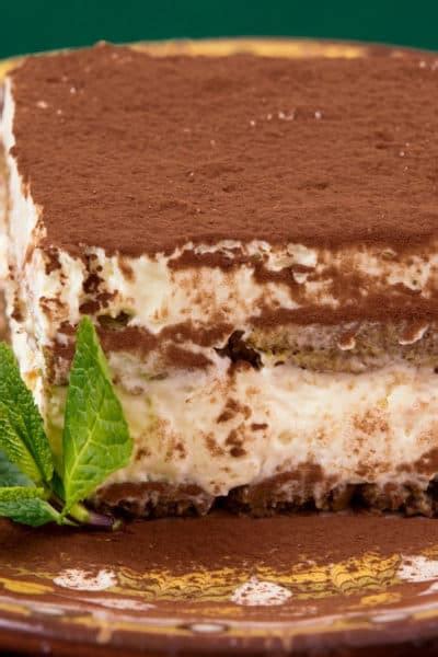 If you've ever dined at olive garden (no judgments), you've received a pleasant surprise after the meal is over: Olive Garden Tiramisu | Recipe (With images) | Copykat ...