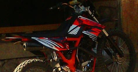 Bismillahirohmannirohim, dijual motor satria 2tak modifikasi trail, cocok buat yg hobi grasstrack dan adventuran, siap jalan, detail lihat difoto. Modifikasi Satria Fu Menjadi Klx - Perkata q