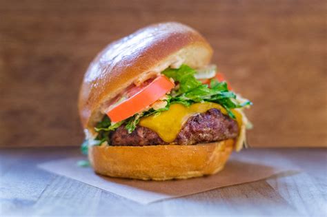 Il menu è semplice, ma posso dirvi che sanno loro roba! Malibu Eatery