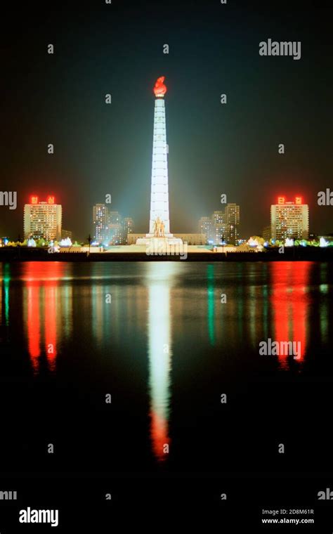 The Tower Of The Juche Idea At Night Pyongyang Stock Photo Alamy