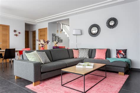 Trouver votre peintre en bâtiment avec needhelp. Séjour d'une maison familiale - Classique Chic - Salon ...