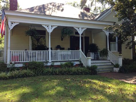 Southern Style Front Porch Madison Ga Old Southern Homes Old