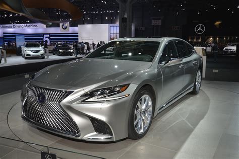 500kms only brand new condition. 2018 LEXUS LS 500 F SPORT DEBUTS IN NEW YORK - myAutoWorld.com