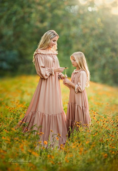 Lilia Mommy And Me Matching Dresses Etsy Mother Daughter Photoshoot Mom Daughter Outfits