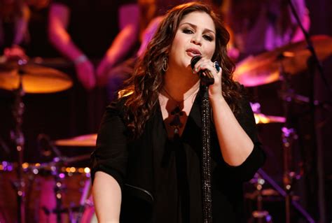 Lady Antebellums Hillary Scott Gives Birth To Girl