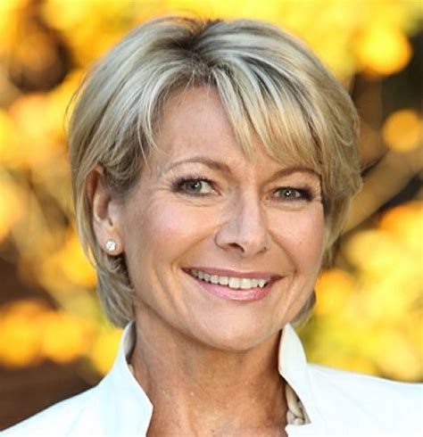 The Cutest Short Hairstyles Over 40 Fabulous After 40