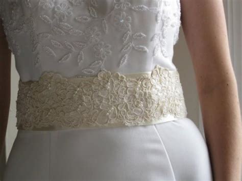 Silk Floral Bridal Sash Bridal Belt Vintage Ivory SILK Alencon Lace