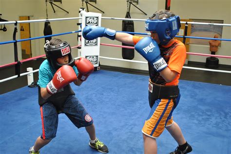 Verbindung Verbindung Abstehen Youth Boxing Gedenk Sich Versichern Beschleunigen