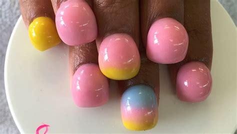 Bubble Nails The Next Weird Nail Trend Are Here To Stay