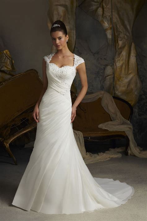 Brautkleider | sincerity bridal spring. Brautmode Kollektion 2014 | Landau-Brautmode | Brautmode ...