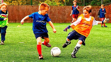 With new players in each team. JUEGOS DE FÚTBOL PARA NIÑOS DE 4-5 AÑOS, todo esto aquí