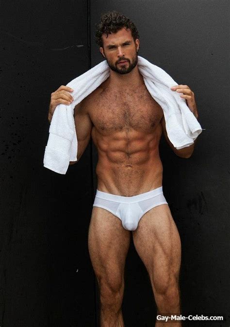 American Male Model Walter Savage Posing Naked And Sexy Underwear Gay