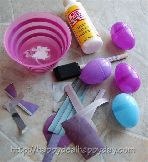 Easter Egg Decorating Idea Decoupage Easter Eggs Happy Deal