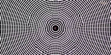 This Optical Illusion Video May Make You Hallucinate Yes