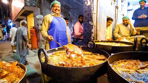 Best restaurants in lahore café aylanto, mm alam road and dha phase iii known for its beautiful outdoor courtyard, café aylanto is a people's favourite for sitting out in the evenings and enjoying a fancy meal. Street Food in Pakistan - ULTIMATE 16-HOUR PAKISTANI FOOD ...