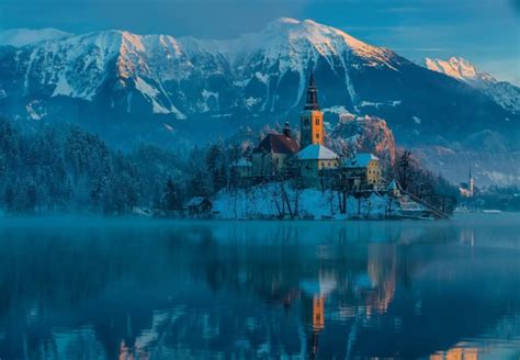 Slovenia Bled Bled Lake The Mountains The Julian Alps Winter