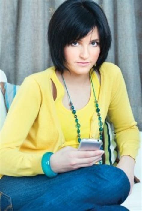 Here are romantic sorry text messages for girlfriend to make smile. How to get your boyfriend to apologize and say sorry ...