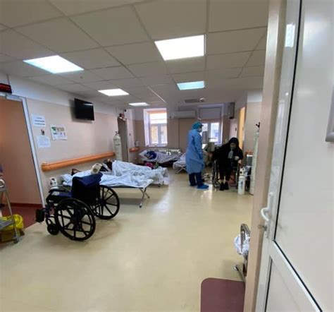 Matei balș și autoritățile care ar fi trebuit să acționeze eficient și prompt în cazul epidemiei de coronavirus au dat. Matei Balș: pacienții cu COVID-19 sunt conectați la oxigen direct pe holul