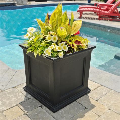 Mayne Fairfield 20 In Square Black Plastic Planter 5825b The Home Depot