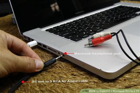 How do i connect bluetooth headphones to my macbook pro? How to Connect a Macbook Pro to a TV: 14 Steps (with Pictures)