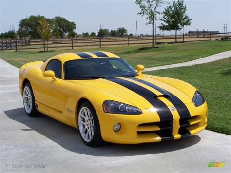 2006 Viper Race Yellow Dodge Viper Srt 10 Coupe 83017803 Gtcarlot