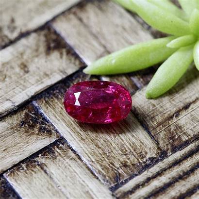 Natural Ruby Stones Burmese Jade Jadeite Omphacite
