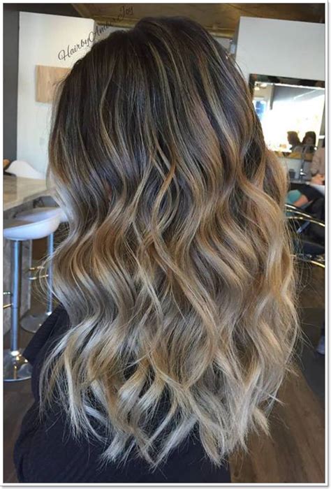 Layers of light brown hair on the darker background. 104 Stunning Brown Hair With Blonde Highlights To Try ...