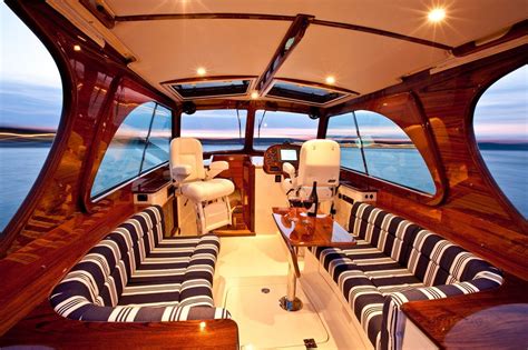 Luxury Downeast Style Picnic Boat For The Finest Cruising Yacht Boat