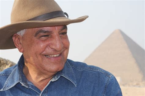 Famous Egyptologist Zahi Hawass Wants to See Hieroglyphs as an İntegral
